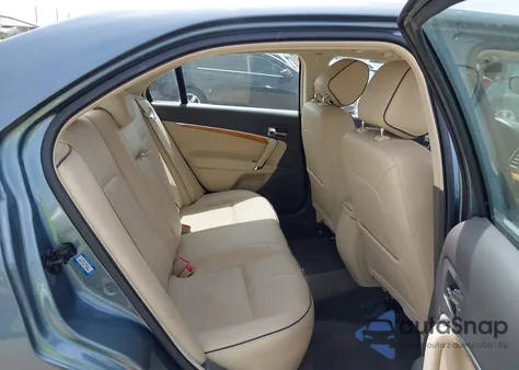 2012 Lincoln Mkz Hybrid from USA, damaged, VIN 3LNDL2L37CR820277